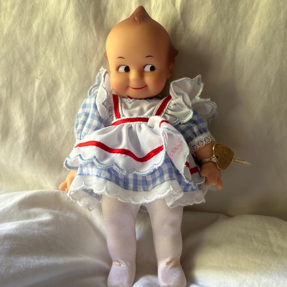 Kewpie doll by Efanbee Jesco vintage 8” baby doll  nice clean heart charm 1980’s